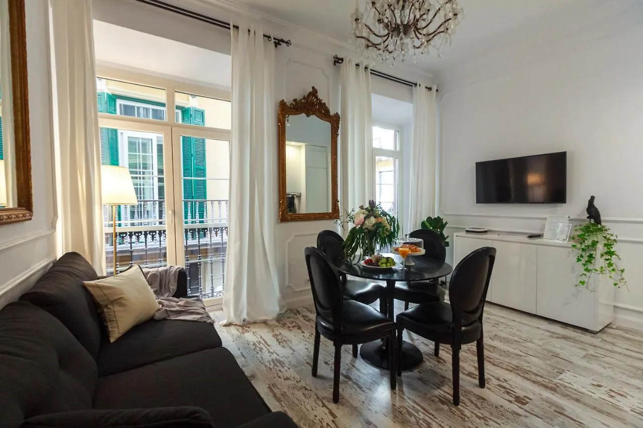 Apartament La Luna Suite In Old Town Of Malaga
